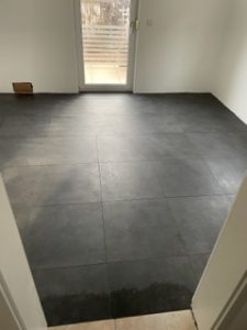 Fliesenarbeiten Küchenboden Privatkundschaft - Referenz 04